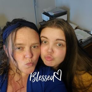 Meet your Posher, Rebekah